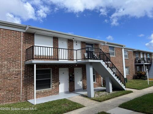 190 Olmstead Drive Unit #B5 Titusville, FL 32780