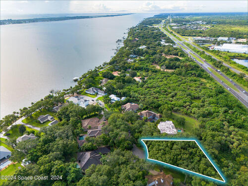 61 Bayshore Court  Rockledge, FL 32955