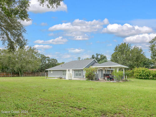 2565 Maple Street  Melbourne, FL 32904