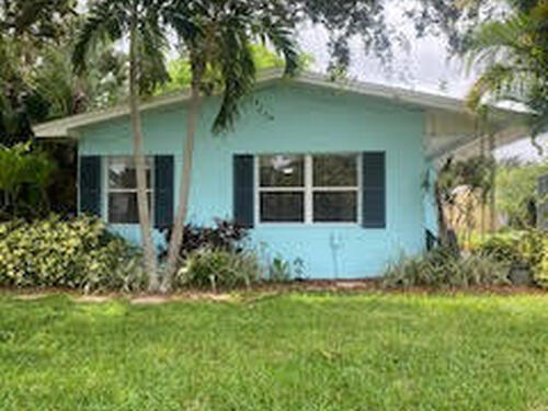 112 Lee Street  Indialantic, FL 32903