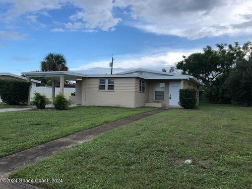 1833 Jackson Avenue  Melbourne, FL 32935