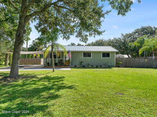 9633 Honeysuckle Drive  Sebastian, FL 32976