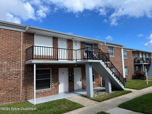 190 Olmstead Drive Unit #B15 Titusville, FL 32780