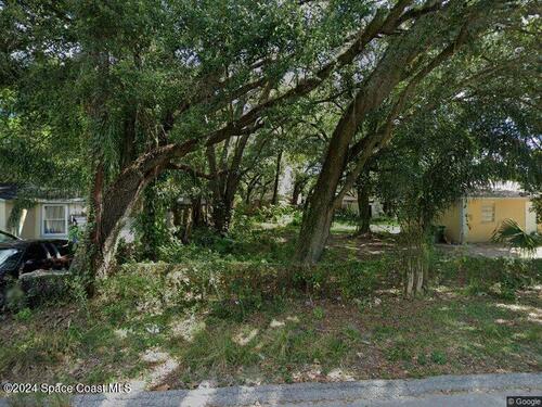 8305 18th Street  Tampa, FL 33604