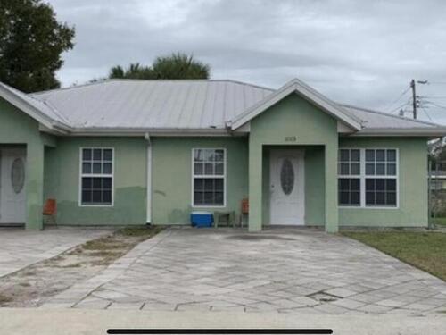 1009 4th Avenue  Titusville, FL 32780