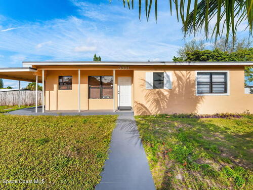 3901 34th Avenue  Hollywood, FL 33021