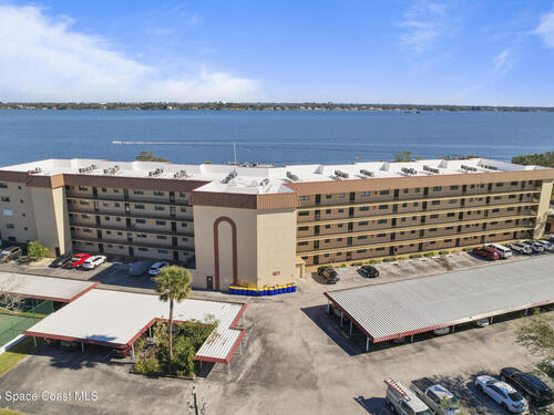 1025 Rockledge Drive Unit #302 Rockledge, FL 32955