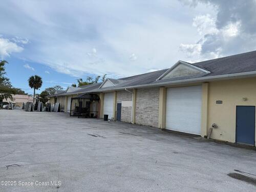 7622 Emerald Drive Unit #Unit 4 (1,923 Sf) West Melbourne, FL 32904